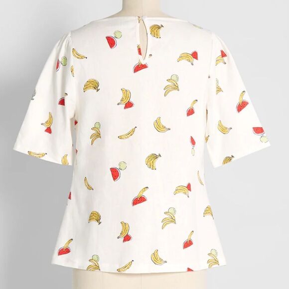 ModCloth M Ivory Red Yellow Pack a Picnic Fruit Print Short Sleeve Tie Front Top - Picture 2 of 10